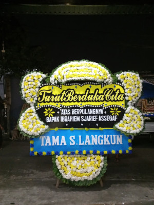 Papan Bunga Duka di Palasari Girang